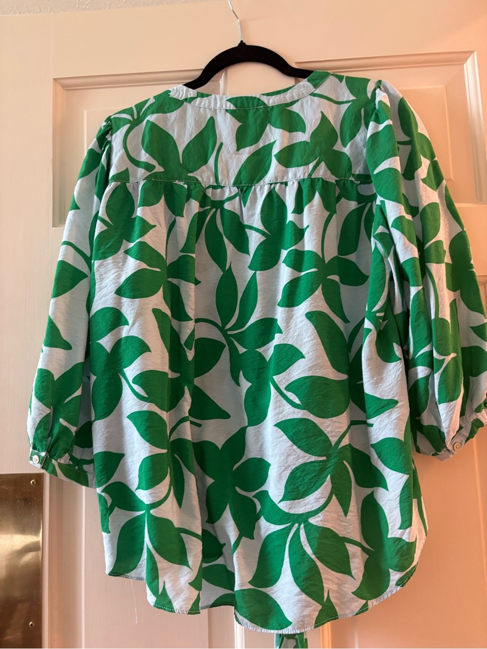 Rose & Olive Green Leaf Button-Front Tie Hem Blouse - Picture 3 of 3